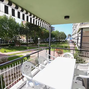 https://costa-daurada-apartaments-tauro.catalonia-hotels.com
