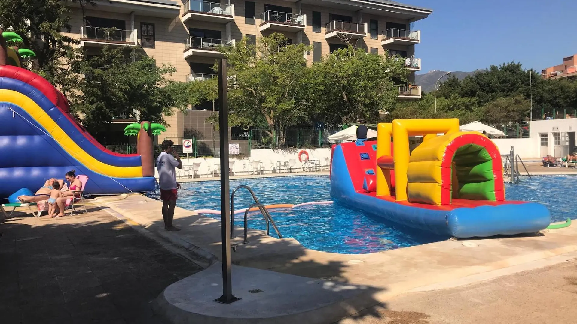 アパート Piso En Alquiler En Benalmadena Costaアパートメント