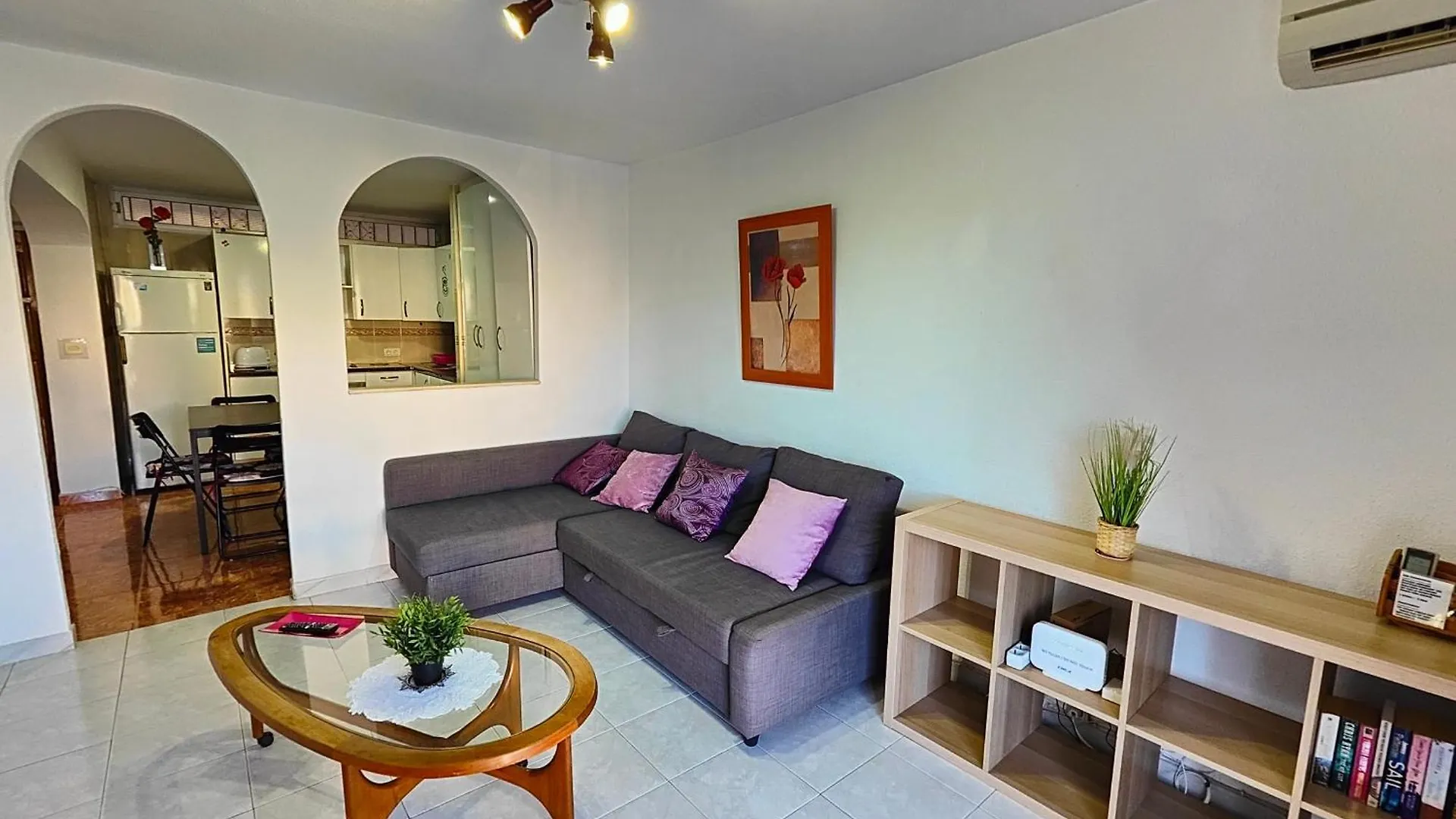Piso En Alquiler En Benalmadena Costaアパートメント アパート