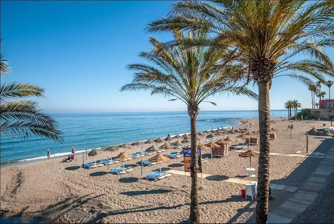 アパート Piso En Alquiler En Benalmadena Costaアパートメント