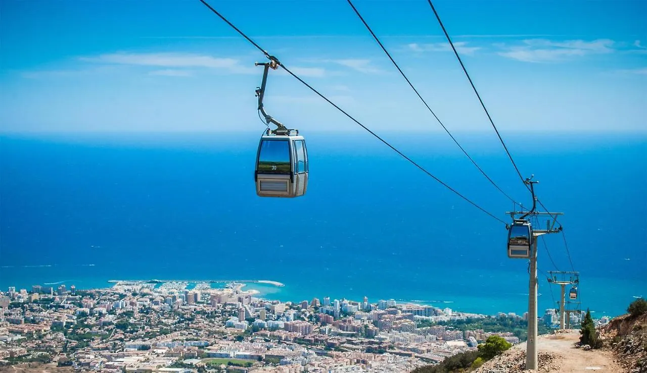Piso En Alquiler En Benalmadena Costa公寓 0*,  西班牙